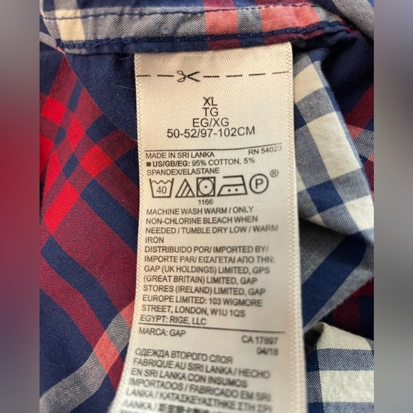 GAP Men’s Plaid Button Down Red Blue Plaid Size XL preppy, workwear, classic - Picture 3 of 6